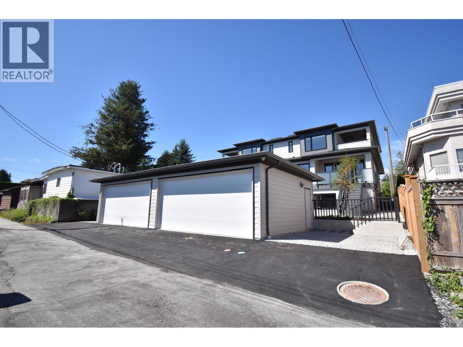 6252 KITCHENER STREET, Burnaby