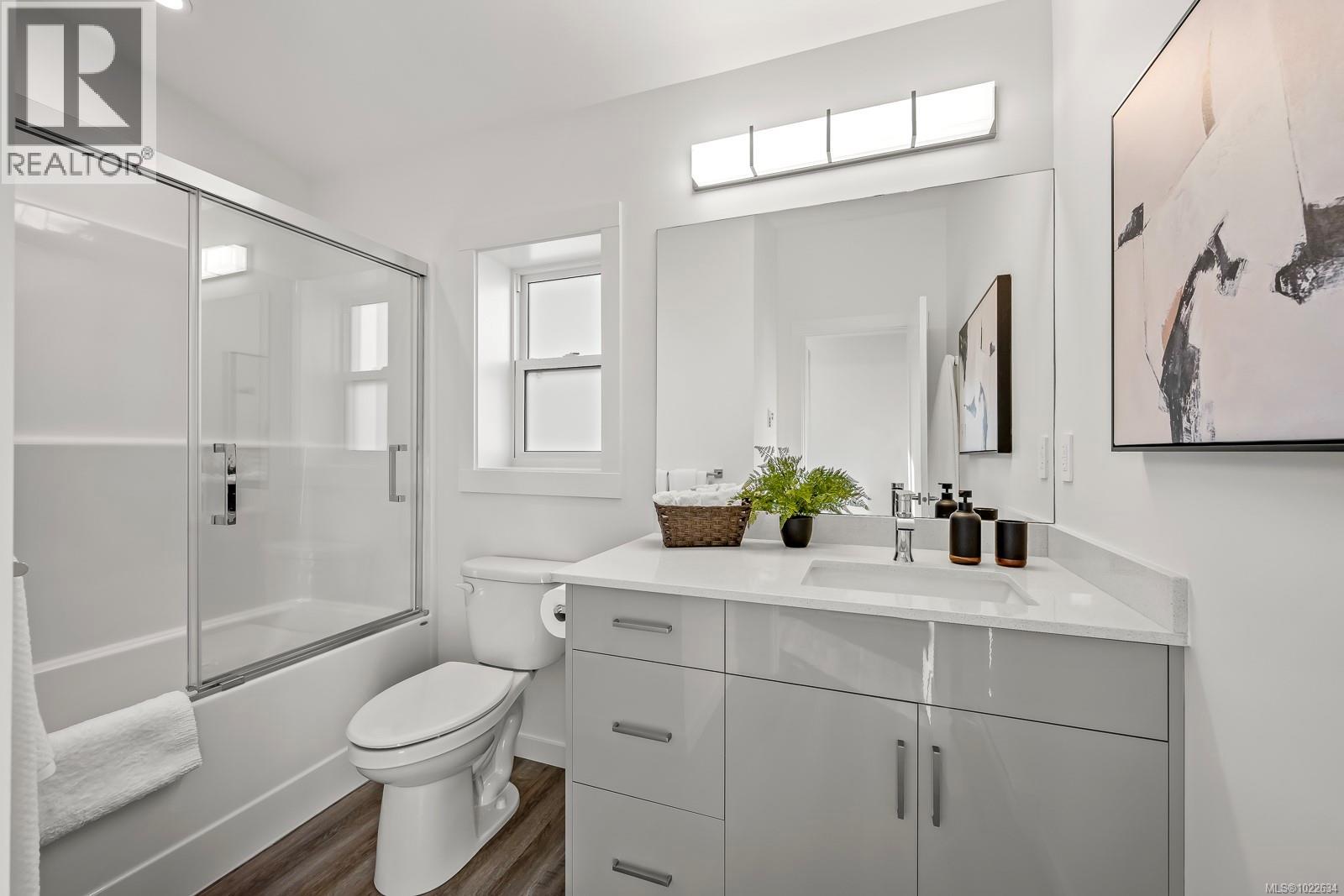 #24 3025 ROYSTON RD - 27