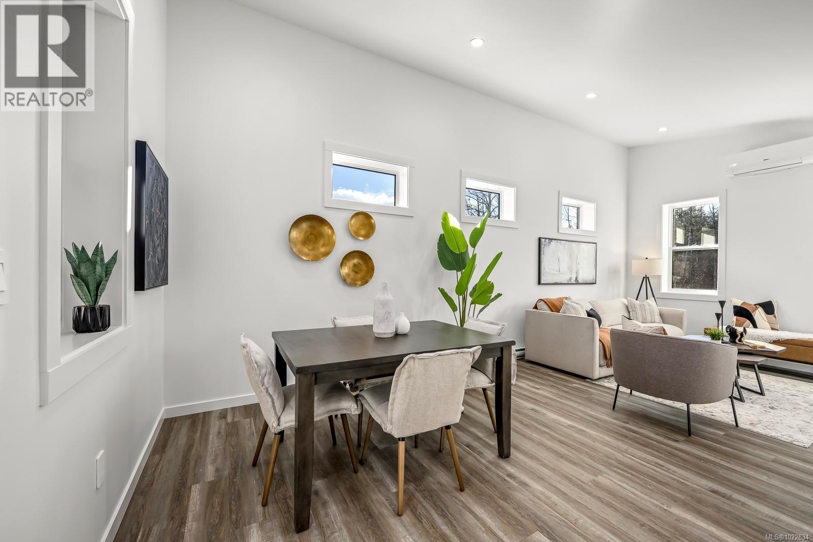 #24 3025 ROYSTON RD - 9