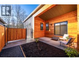 24 3025 Royston Rd — photo 3