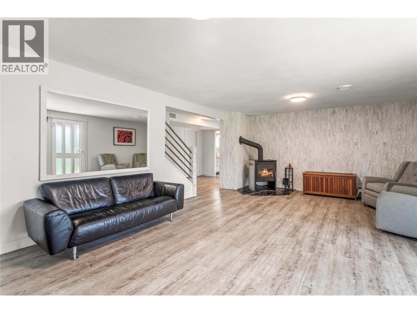  5308 Law Street, Peachland