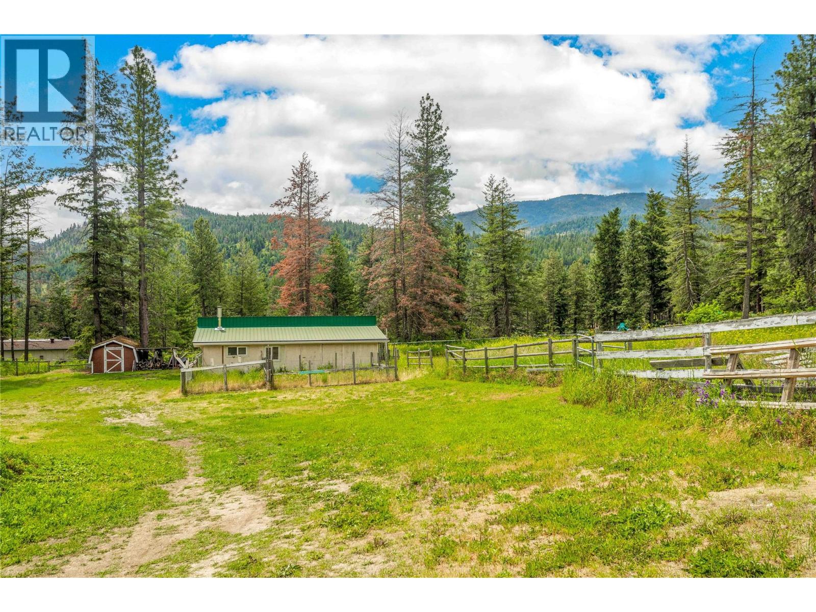  5308 Law Street, Peachland