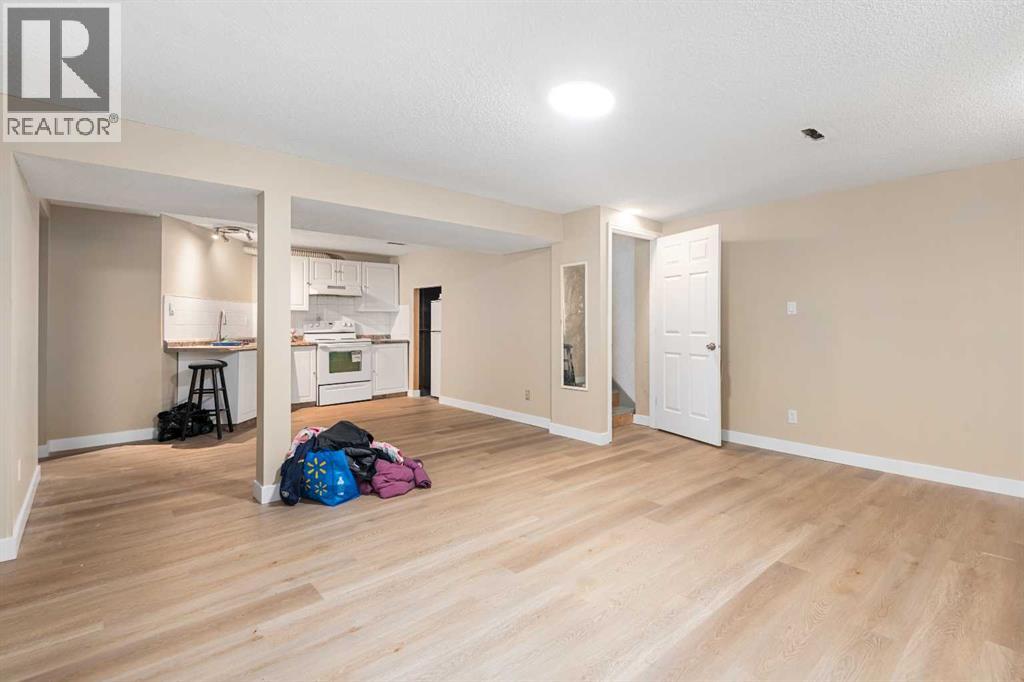 Single Family House Bungalow for Sale in  Madeira Place NE Marlborough Park Calgary 