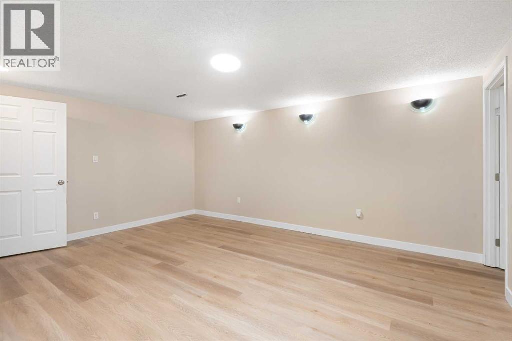 Single Family House Bungalow for Sale in  Madeira Place NE Marlborough Park Calgary 