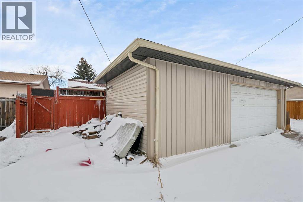 Single Family House Bungalow for Sale in  Madeira Place NE Marlborough Park Calgary 