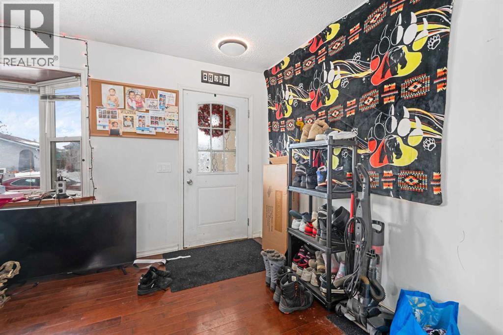 Single Family House Bungalow for Sale in  Madeira Place NE Marlborough Park Calgary 