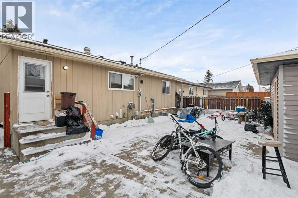 Single Family House Bungalow for Sale in  Madeira Place NE Marlborough Park Calgary 