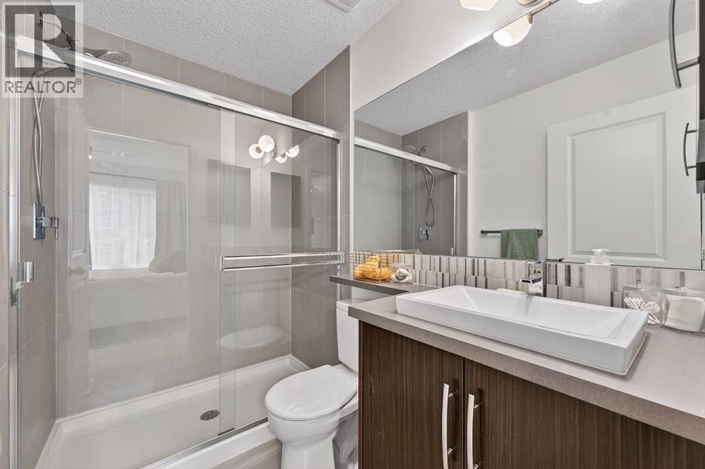 Single Family House for Sale in  Ascot Circle SW Aspen Woods Calgary 