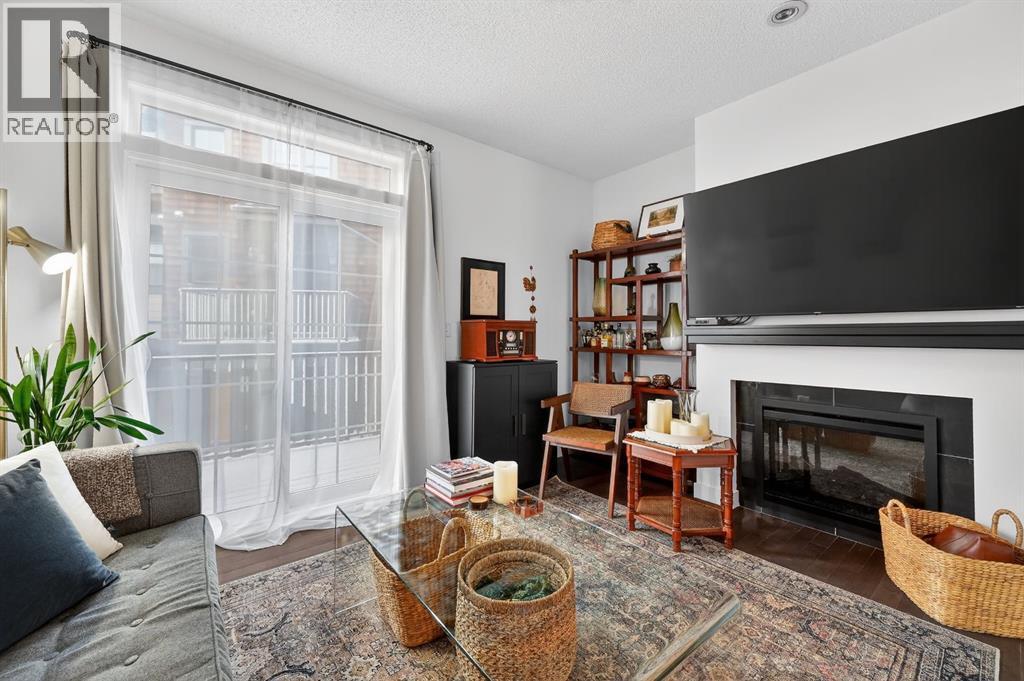 Single Family House for Sale in  Ascot Circle SW Aspen Woods Calgary 