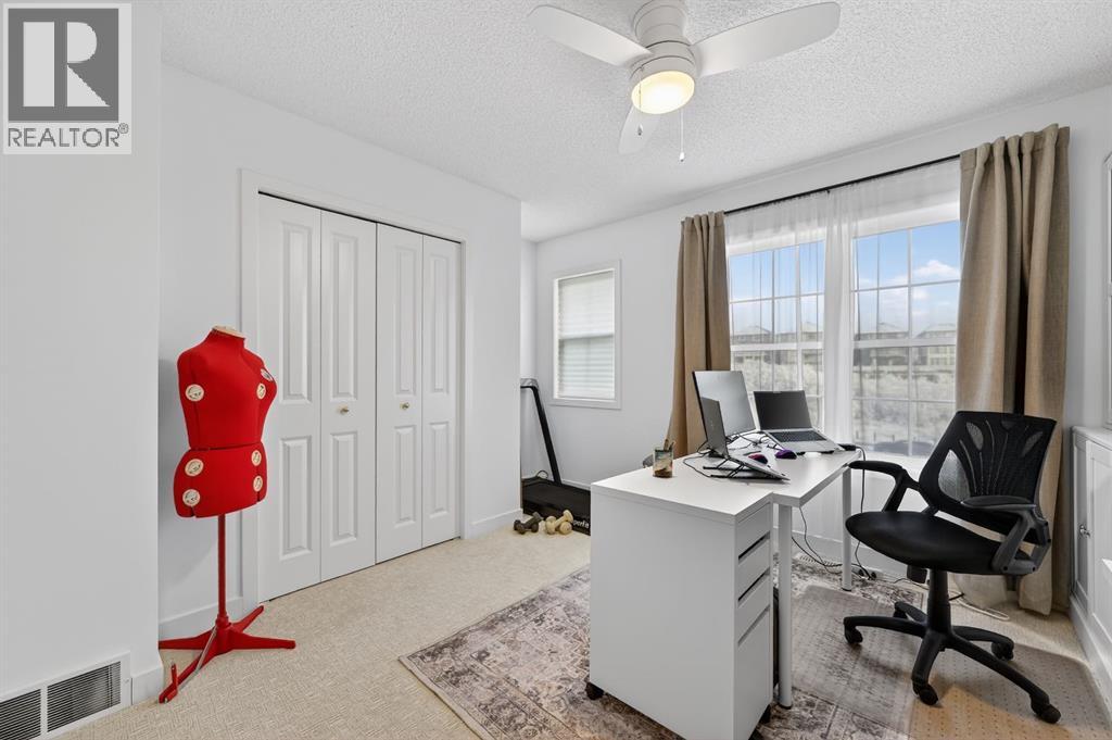 Single Family House for Sale in  Ascot Circle SW Aspen Woods Calgary 