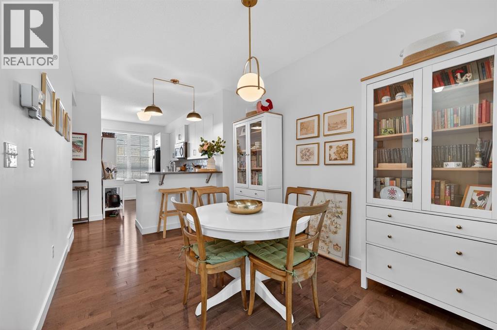 Single Family House for Sale in  Ascot Circle SW Aspen Woods Calgary 