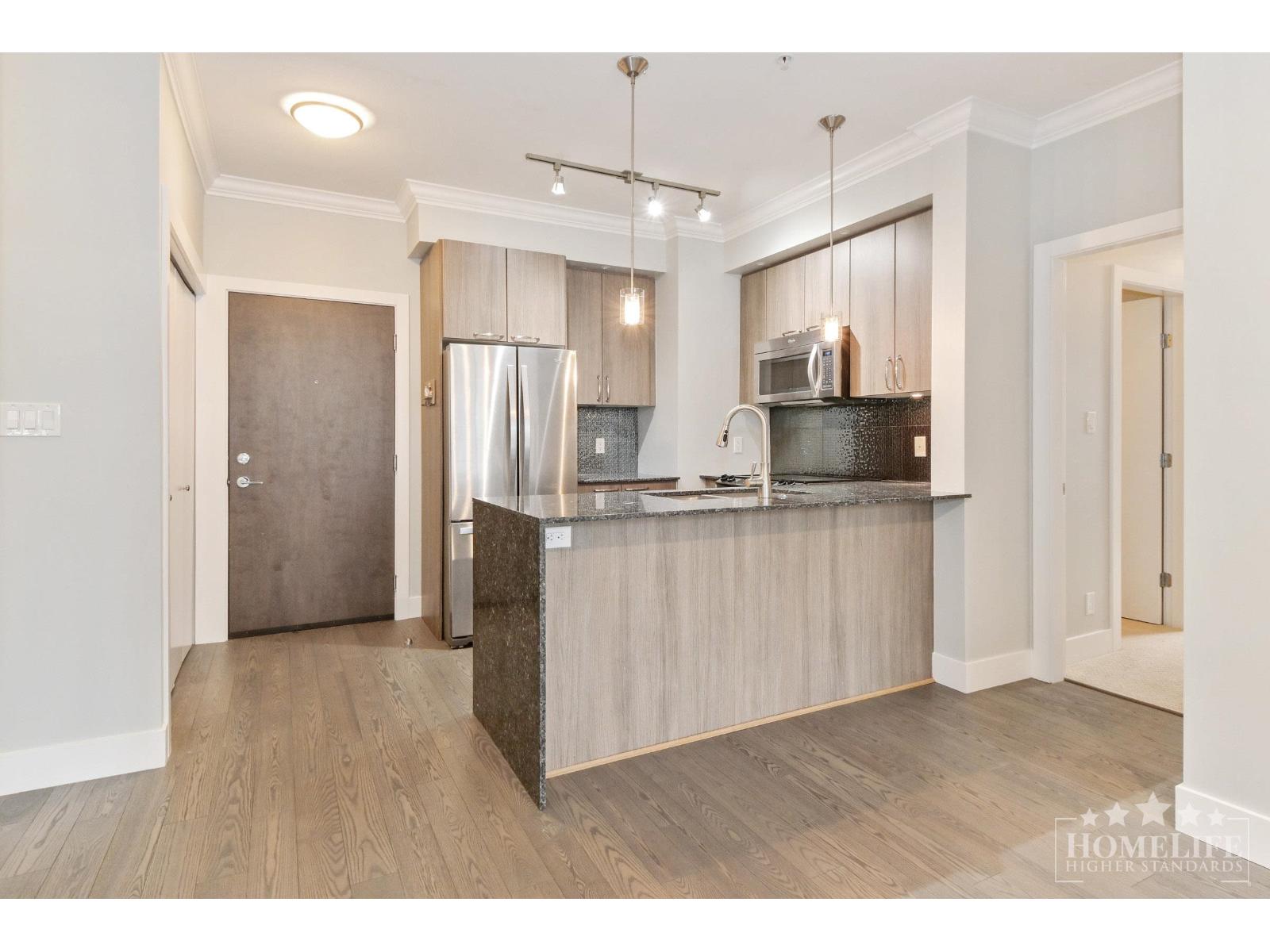 B209 20211 66 AVENUE, Langley