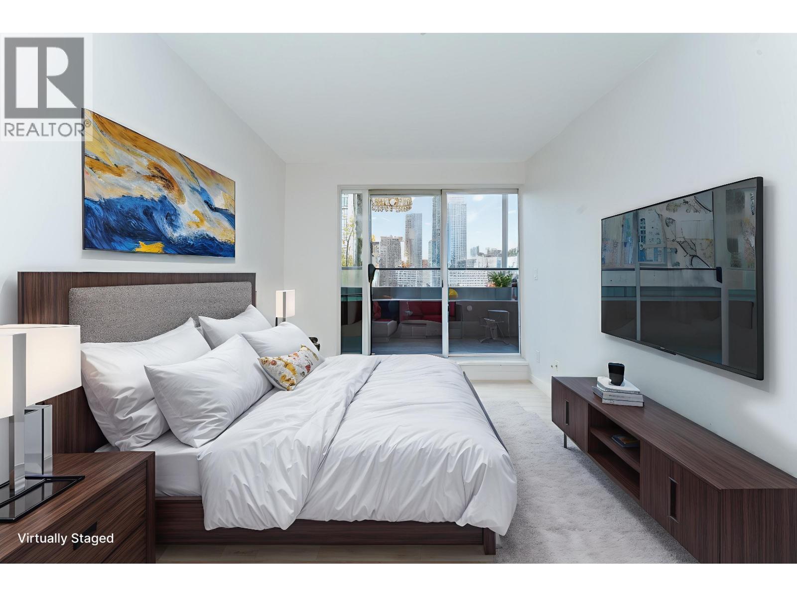 PH5 1163 THE HIGH STREET, Coquitlam