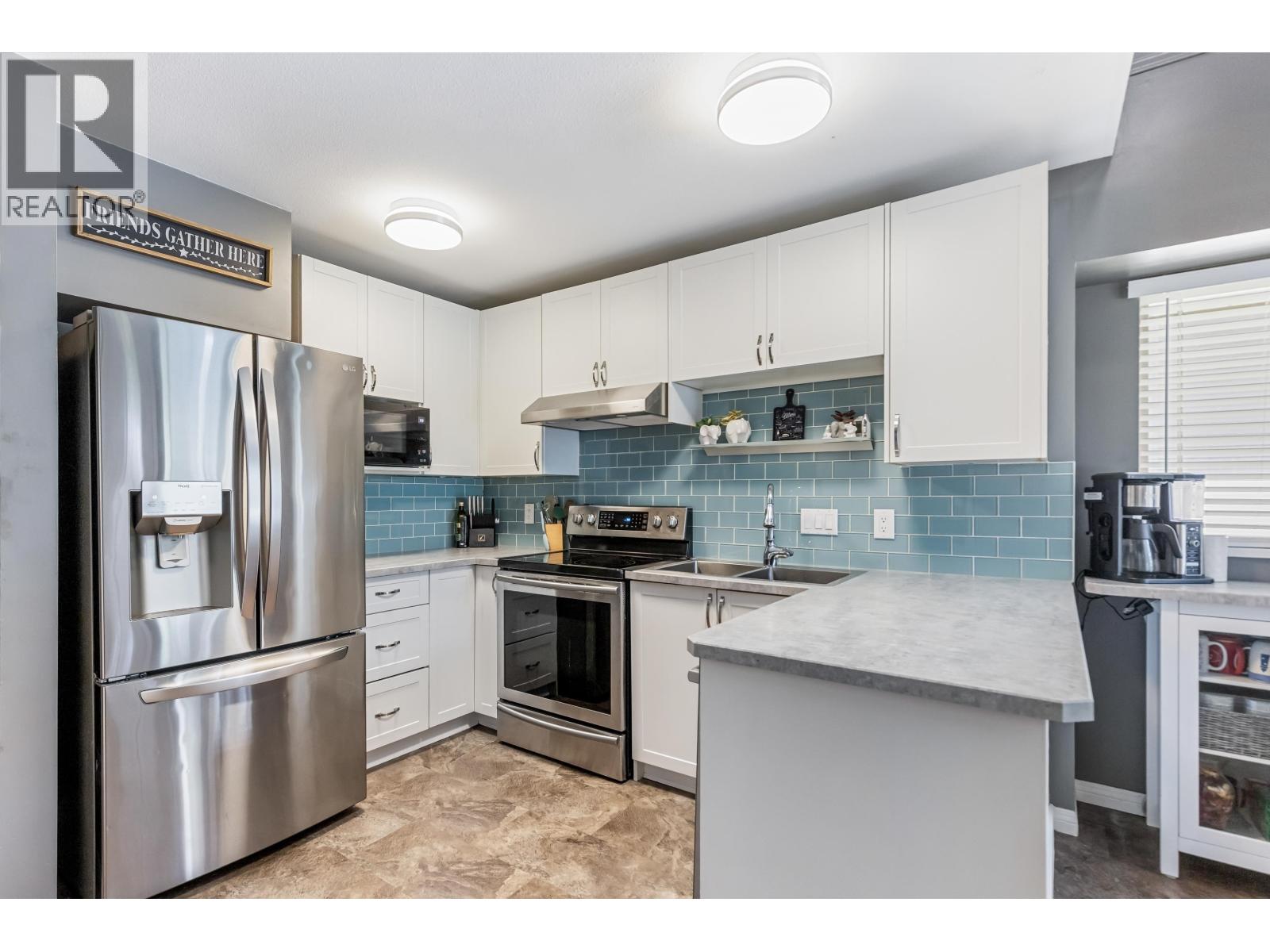 5 22980 ABERNETHY LANE, Maple Ridge