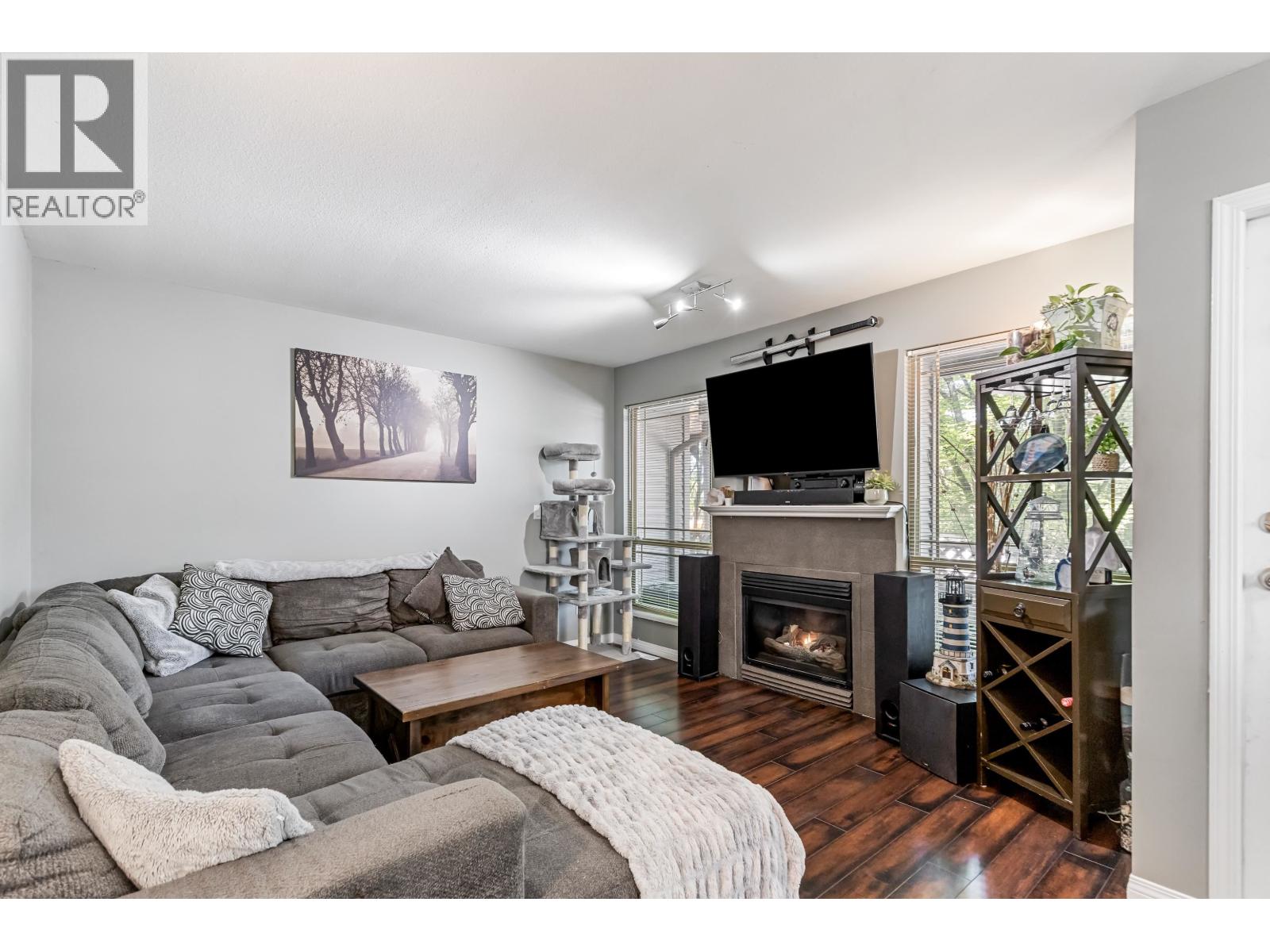 5 22980 ABERNETHY LANE, Maple Ridge