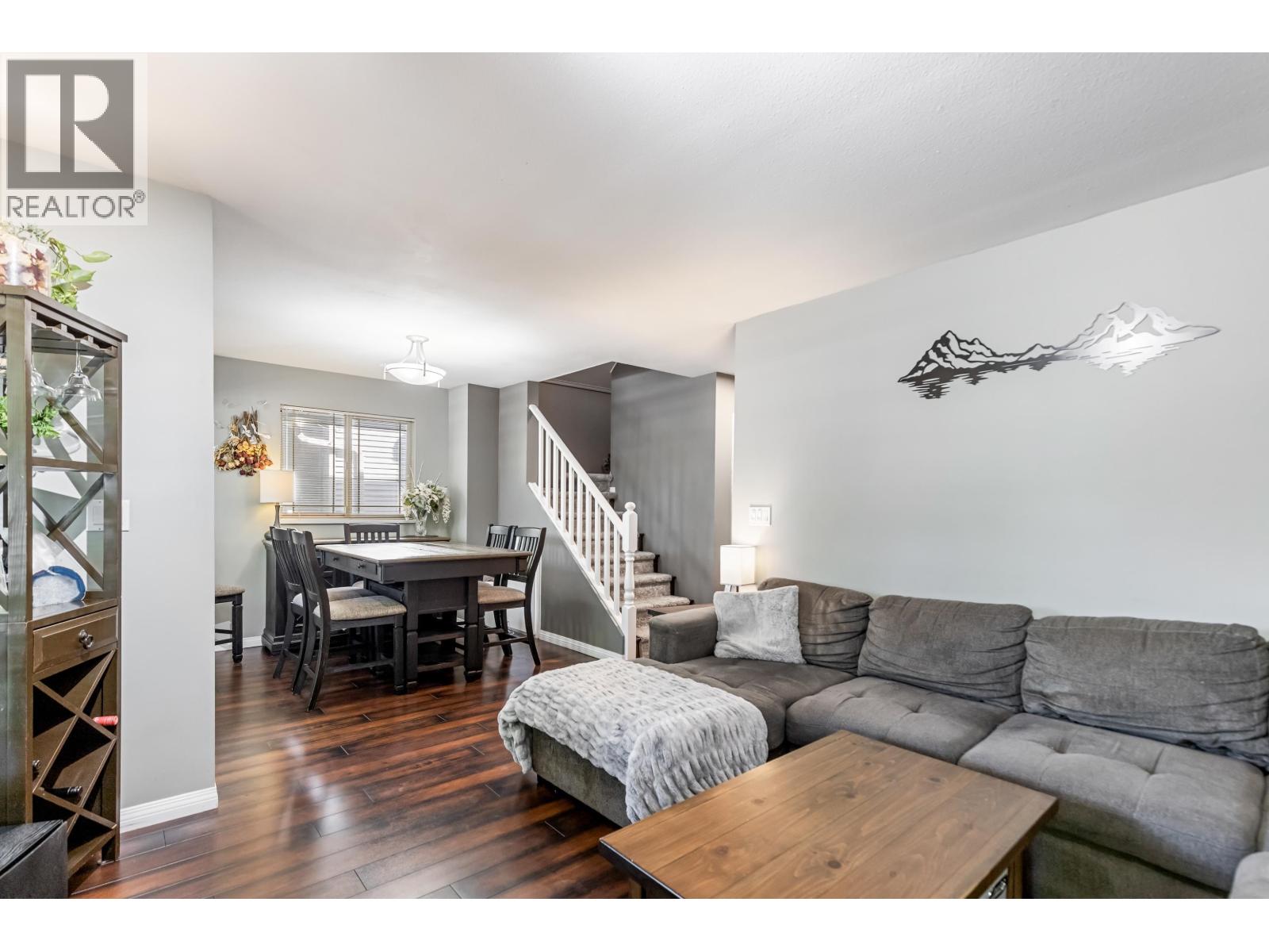 5 22980 ABERNETHY LANE, Maple Ridge