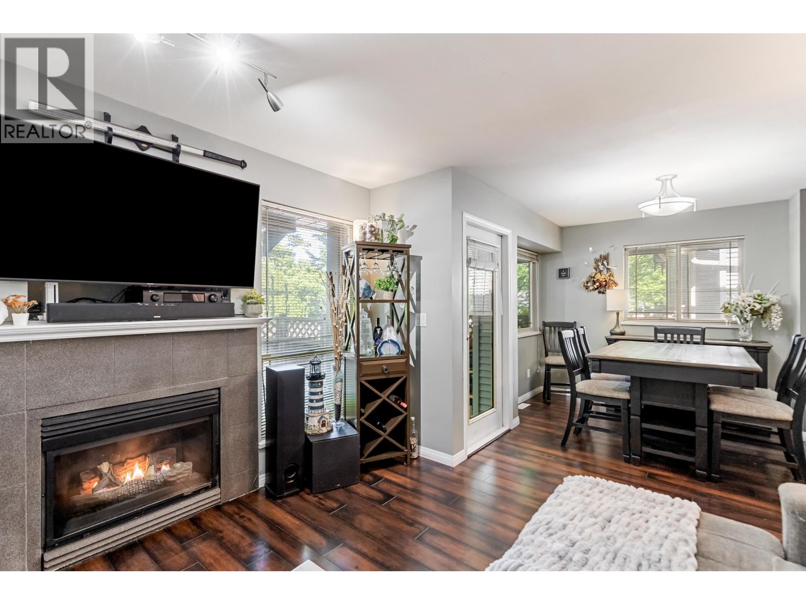 5 22980 ABERNETHY LANE, Maple Ridge