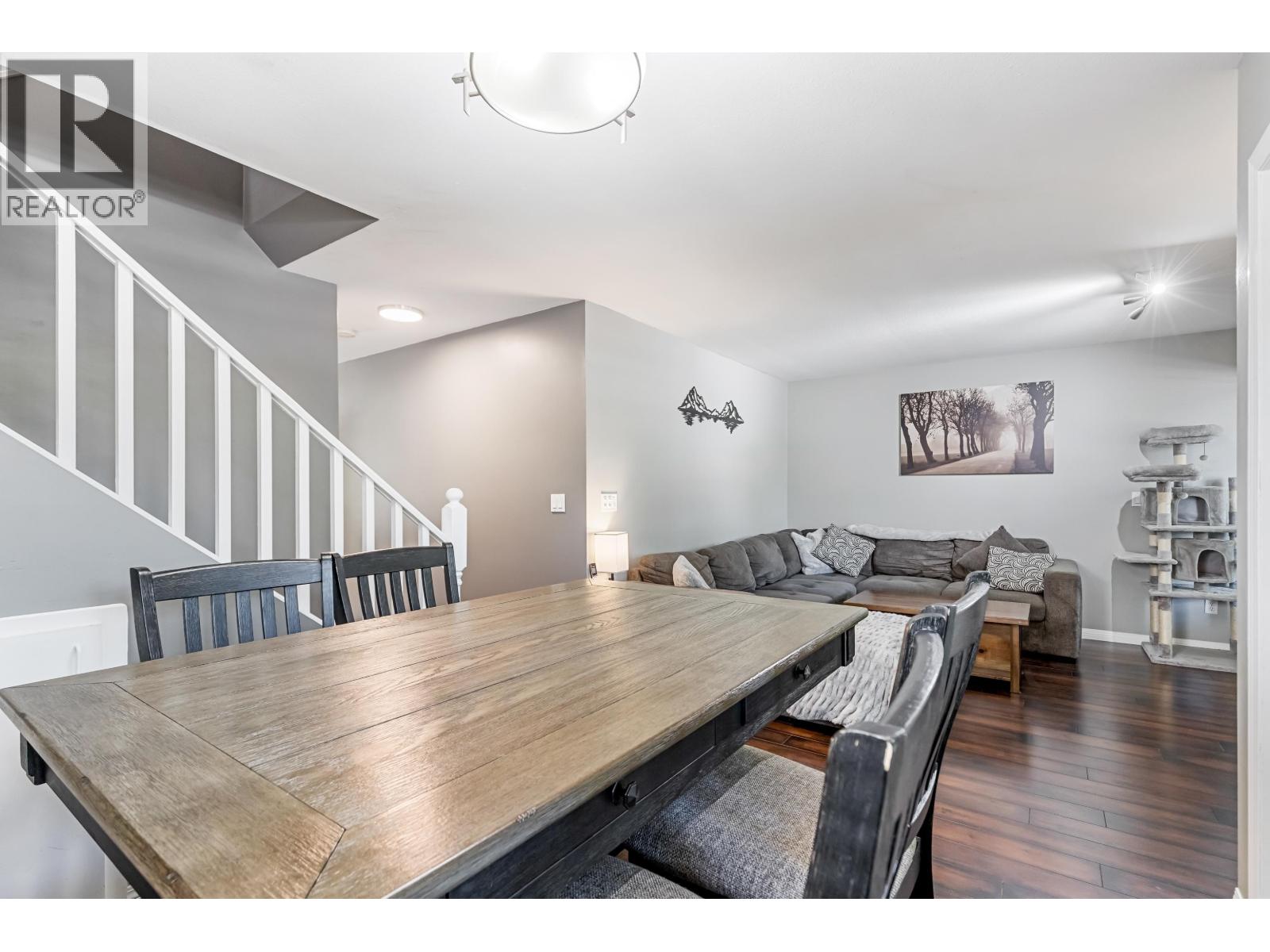 5 22980 ABERNETHY LANE, Maple Ridge