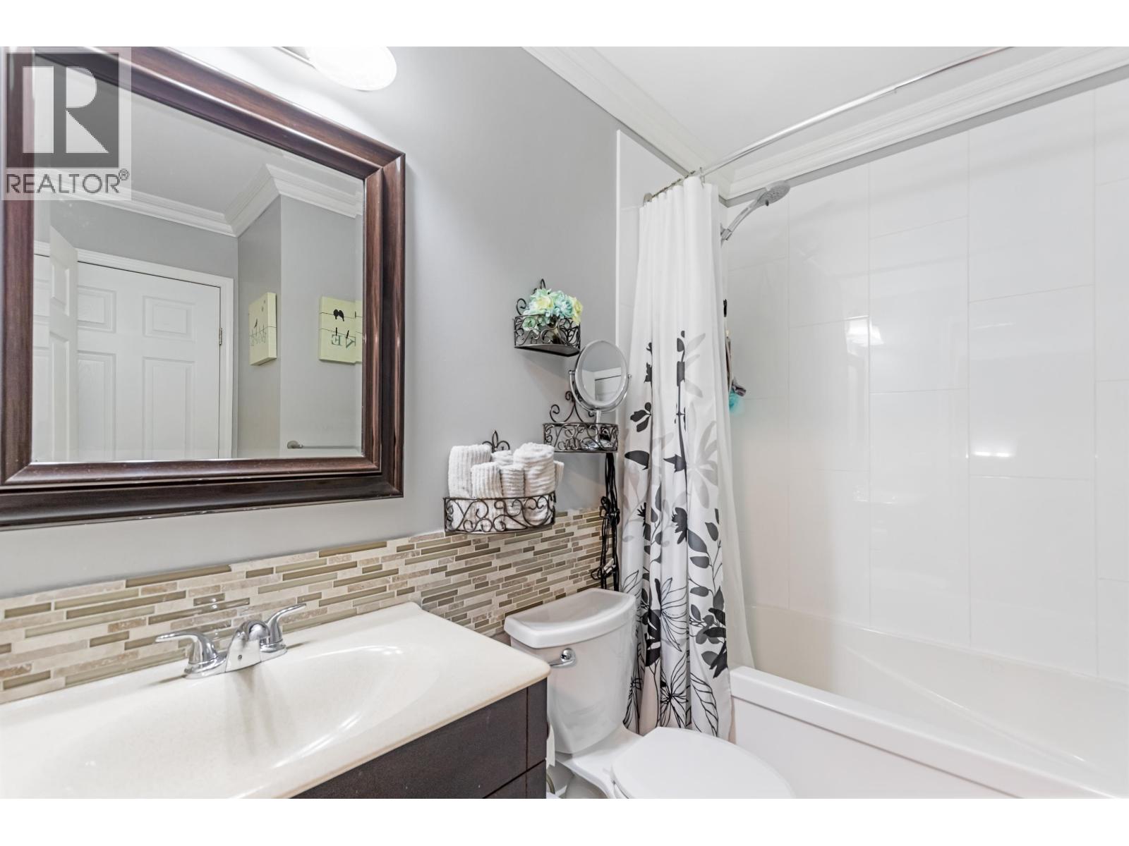 5 22980 ABERNETHY LANE, Maple Ridge