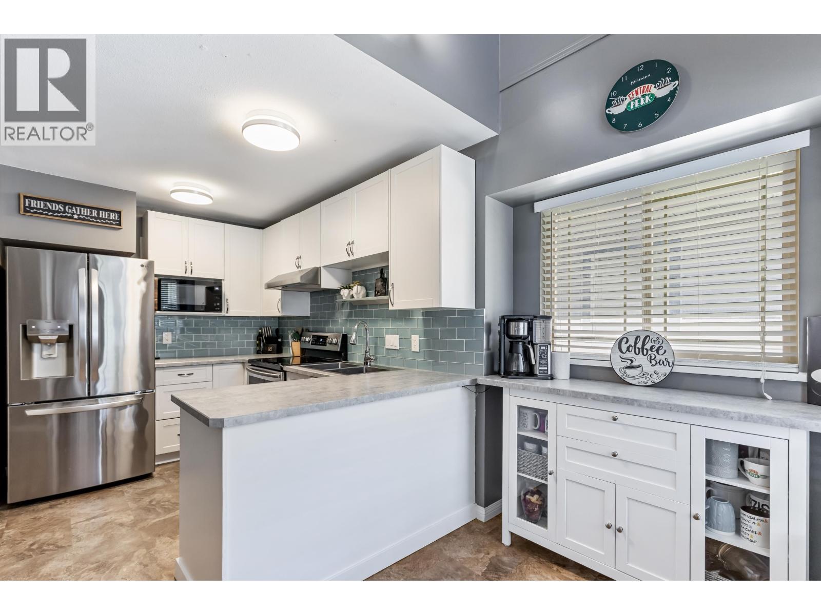 5 22980 ABERNETHY LANE, Maple Ridge