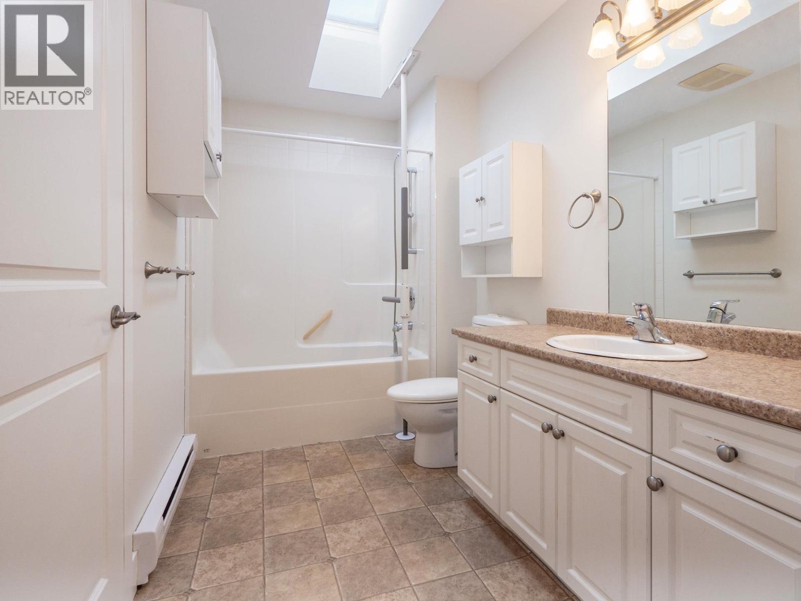 28 12710 LAGOON ROAD, Pender Harbour