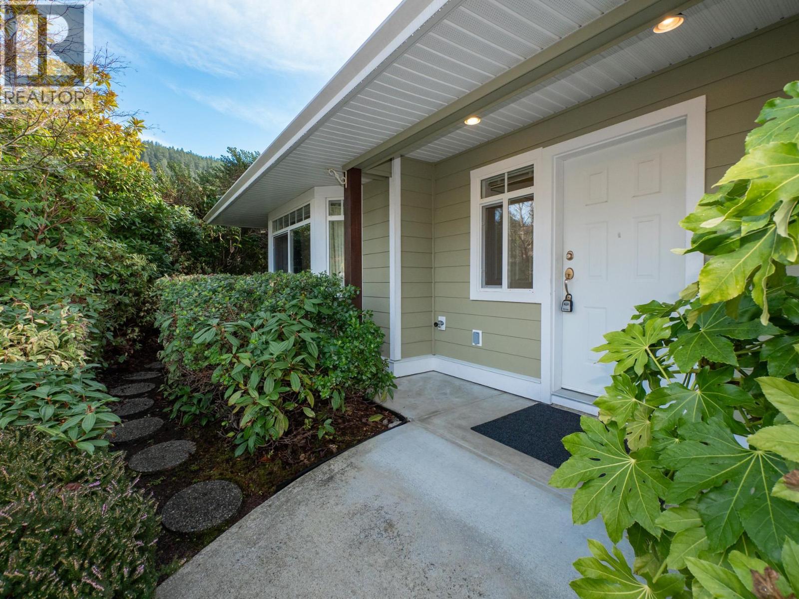 28 12710 LAGOON ROAD, Pender Harbour