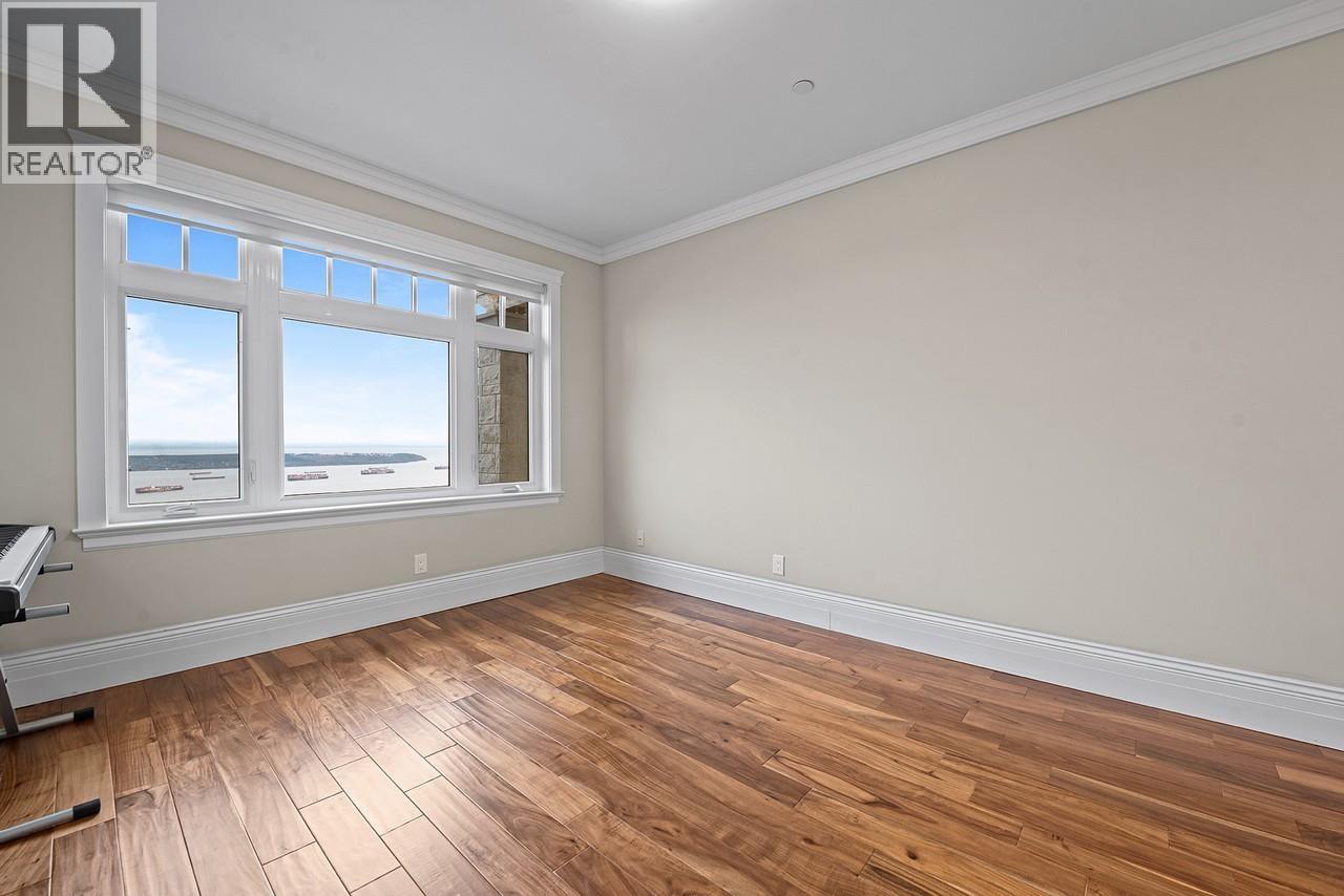 2420 HALSTON COURT, West Vancouver