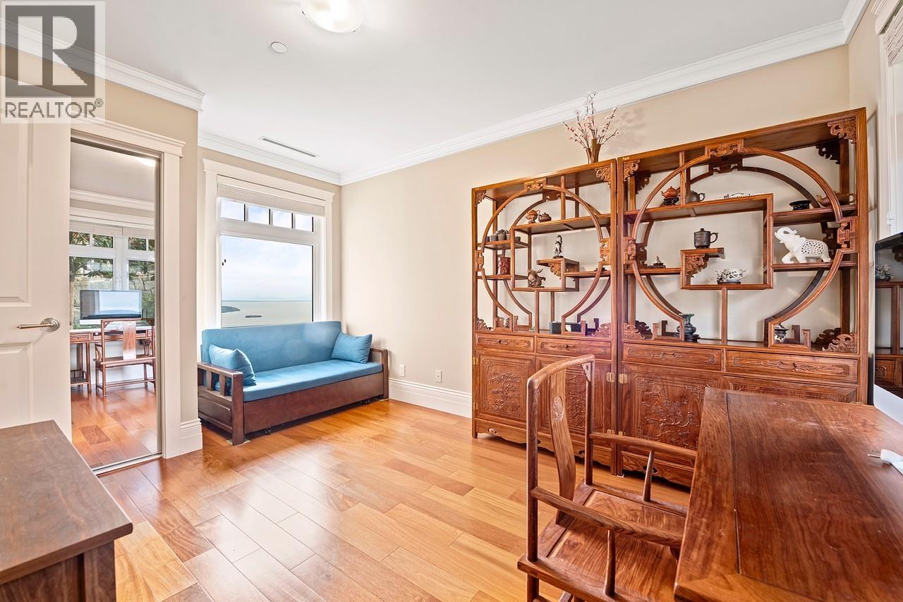 2420 HALSTON COURT, West Vancouver