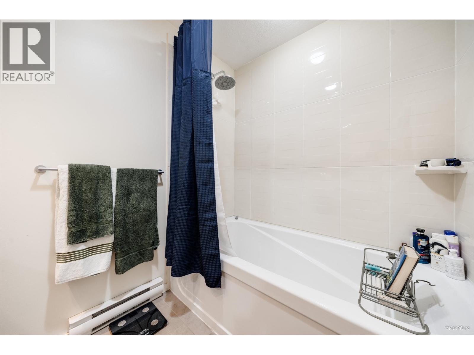 25 550 BROWNING PLACE, North Vancouver