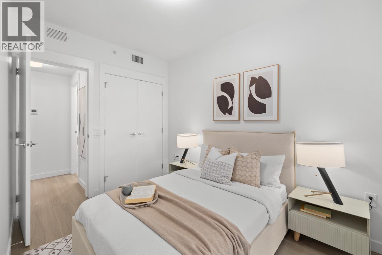 803 618 CARNARVON STREET, New Westminster