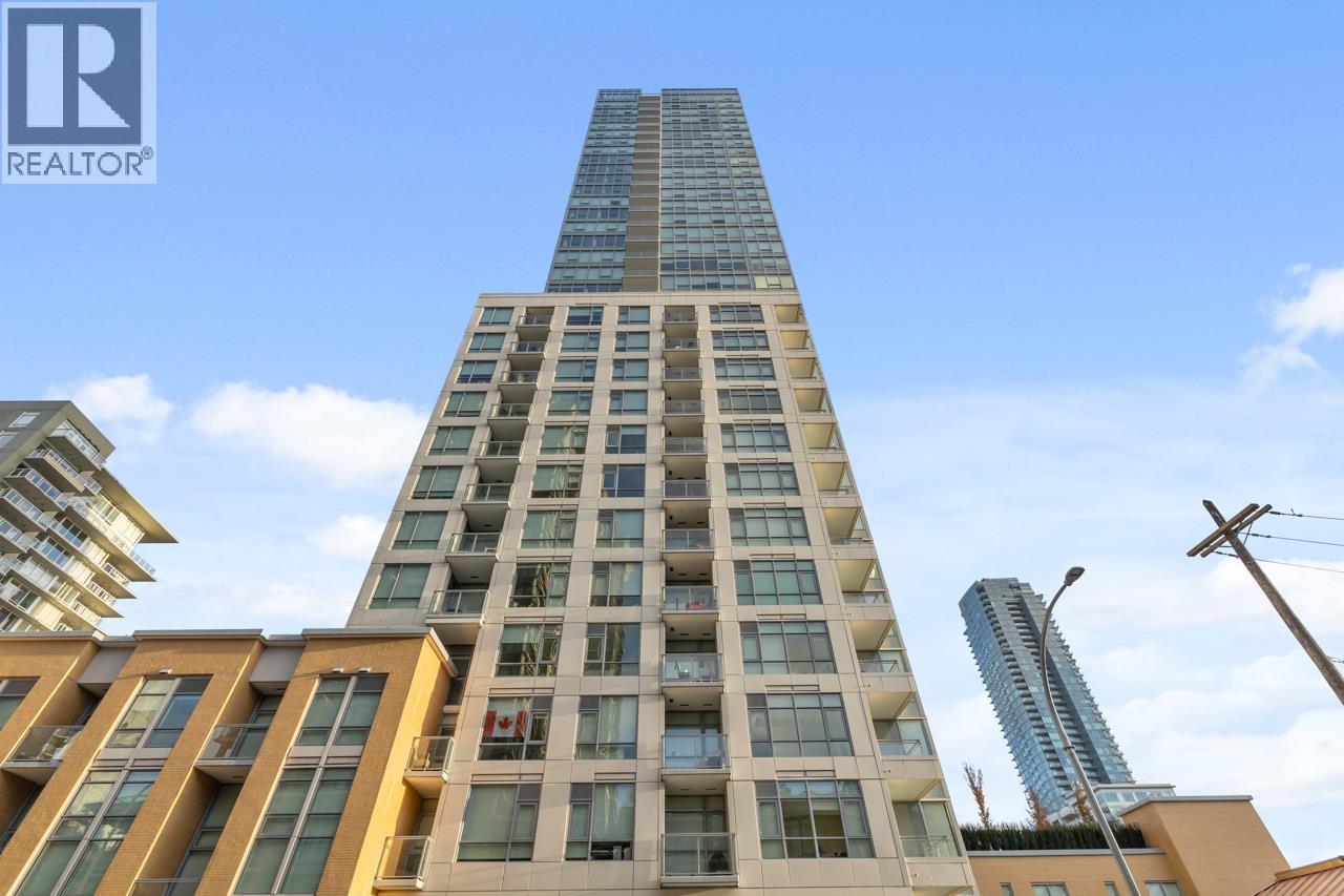 803 618 CARNARVON STREET, New Westminster