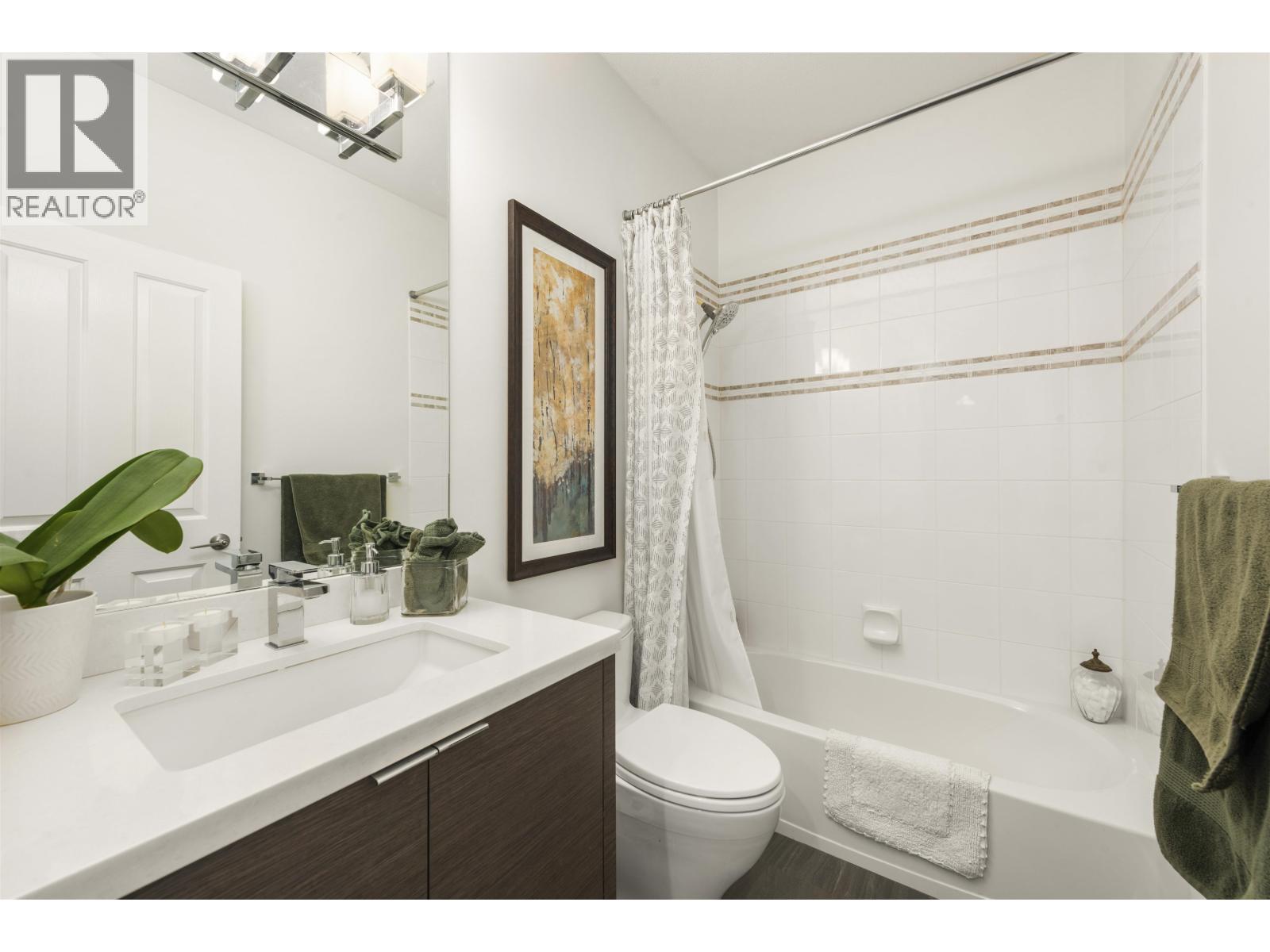 #204-6505 3 Avenue, Delta