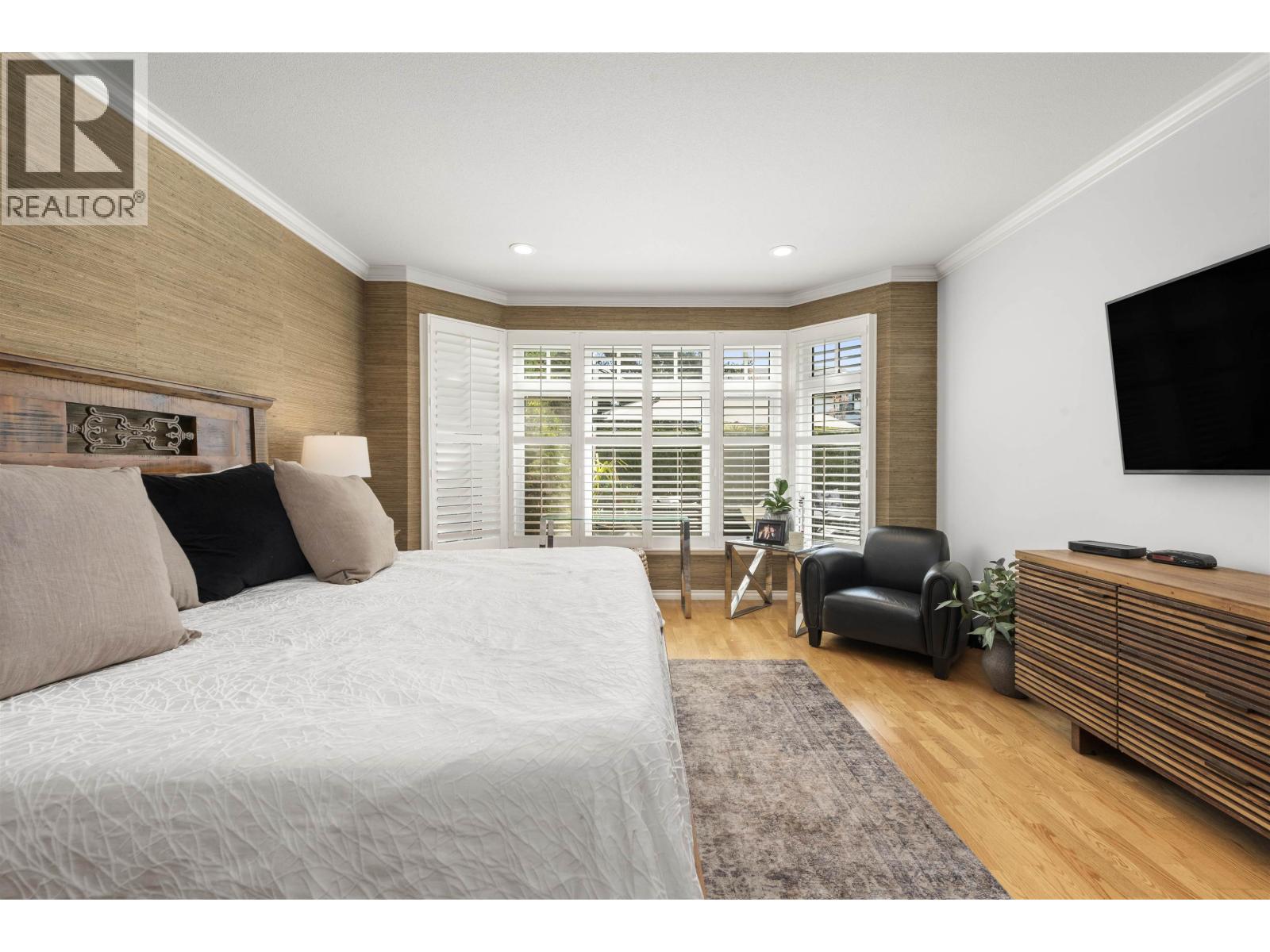 #204-6505 3 Avenue, Delta