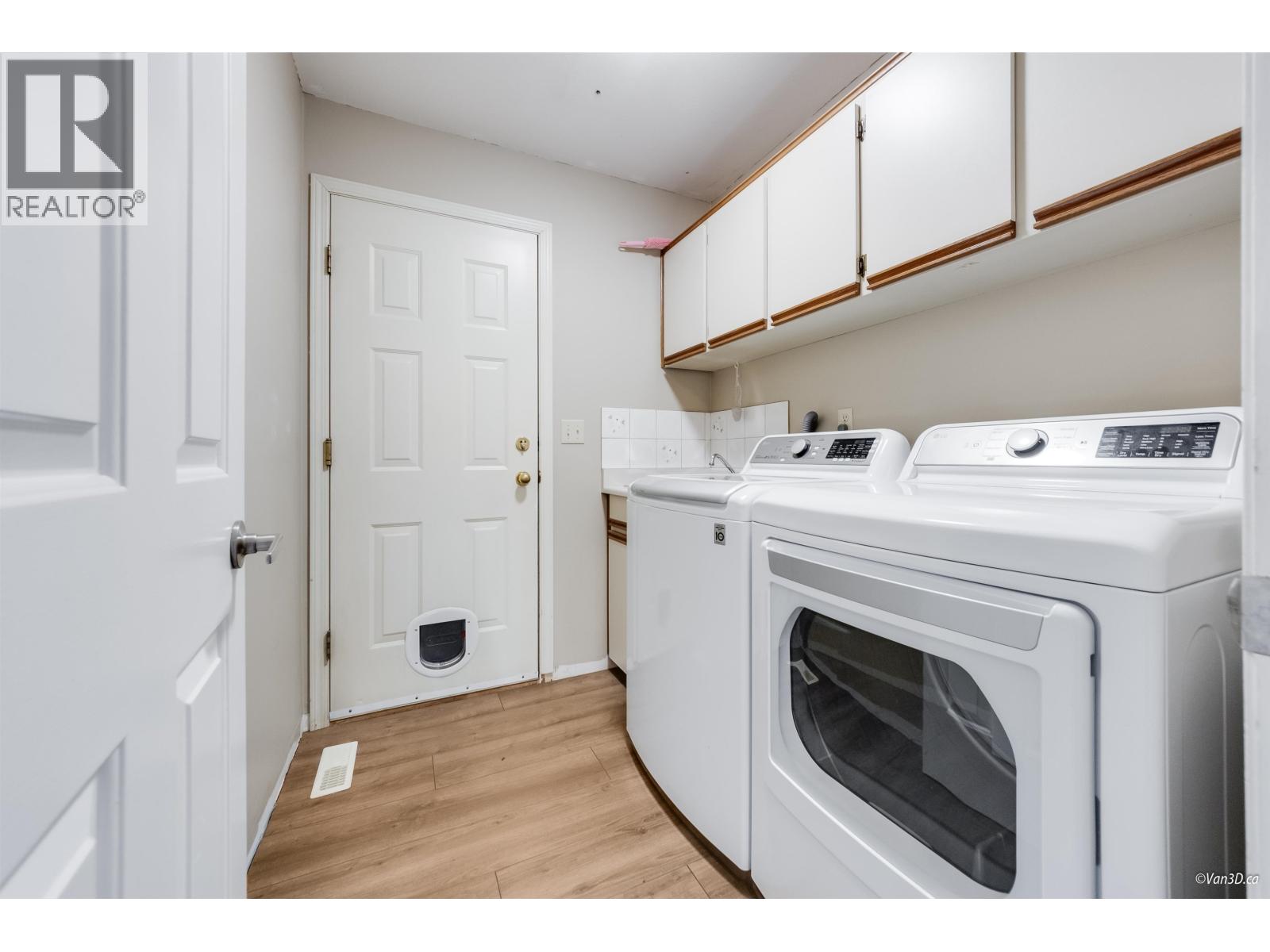 6167 45 Avenue, Delta