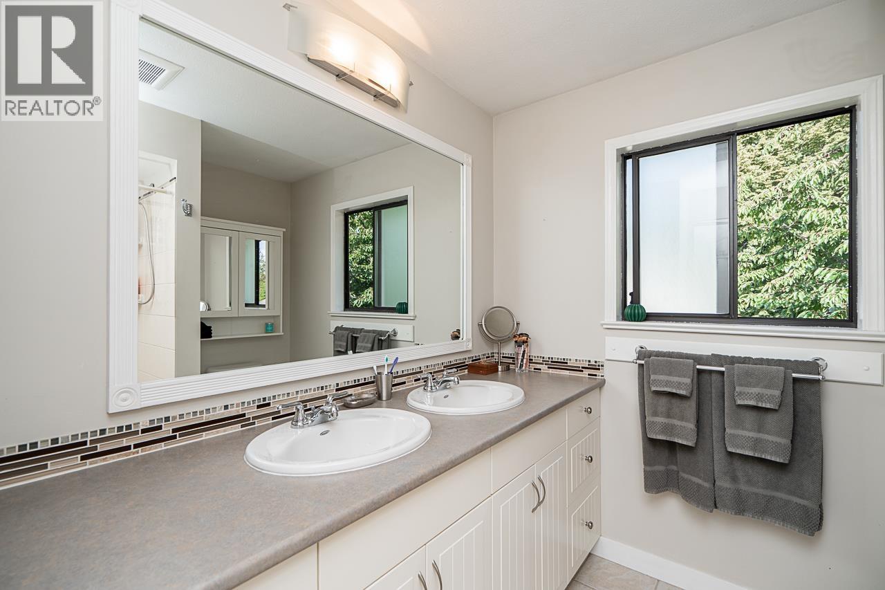 4838 57 Street, Delta