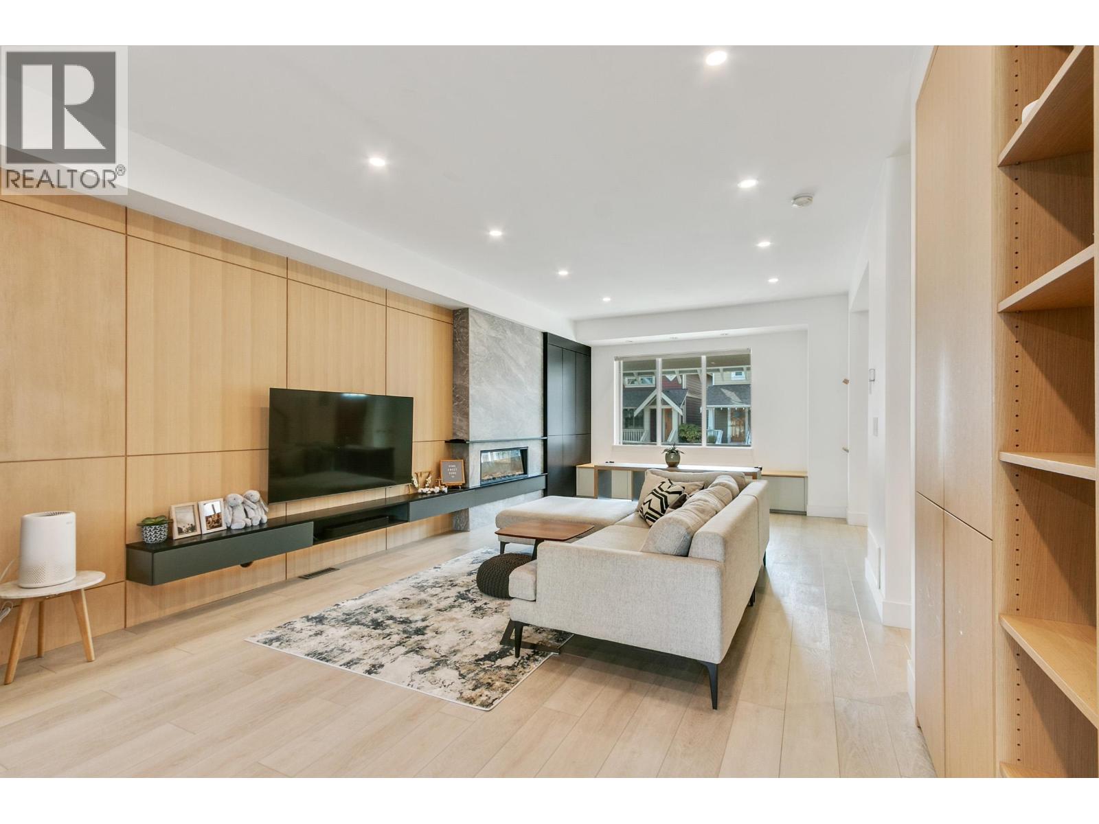 251 JENSEN STREET, New Westminster