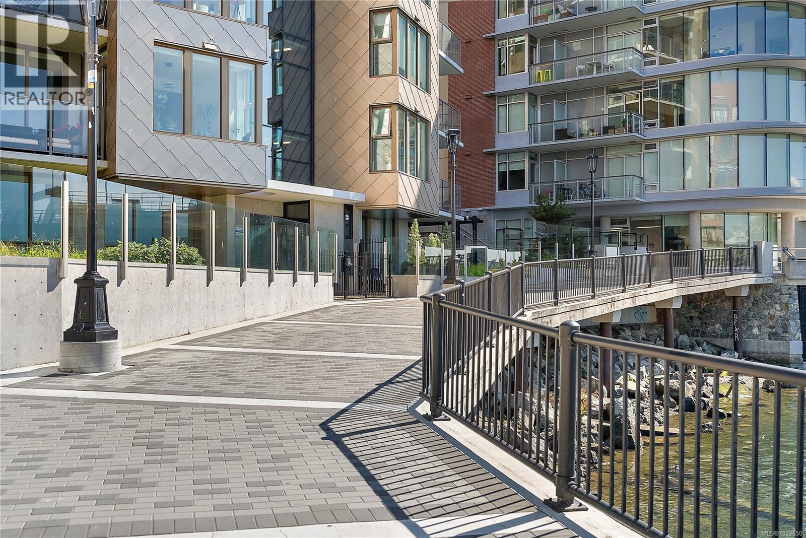 716 1628 Store St, Victoria