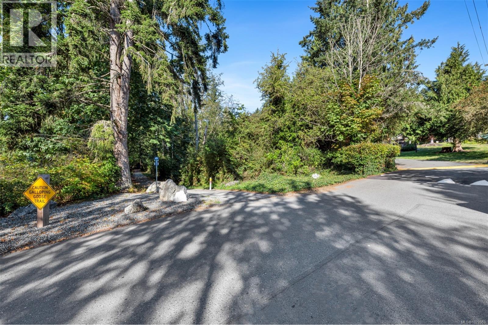 13 5838 Blythwood Rd, Sooke