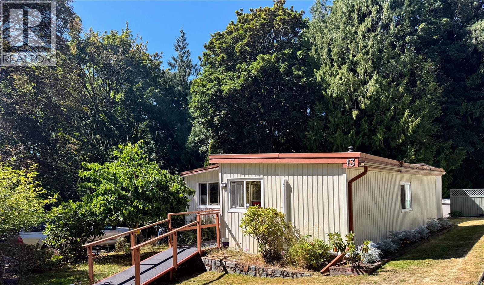 13 5838 Blythwood Rd, Sooke