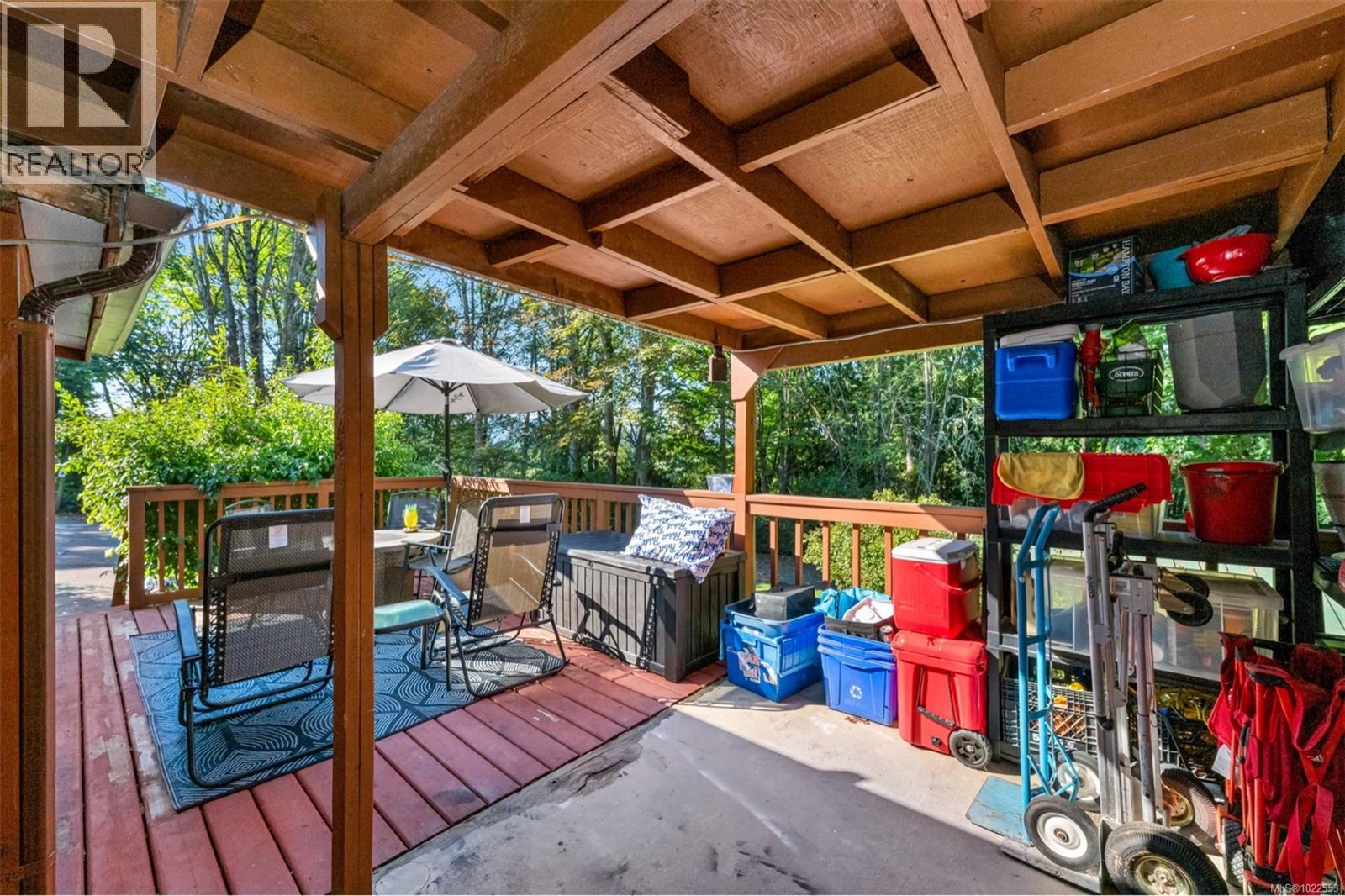 #13 5838 Blythwood Rd - 25