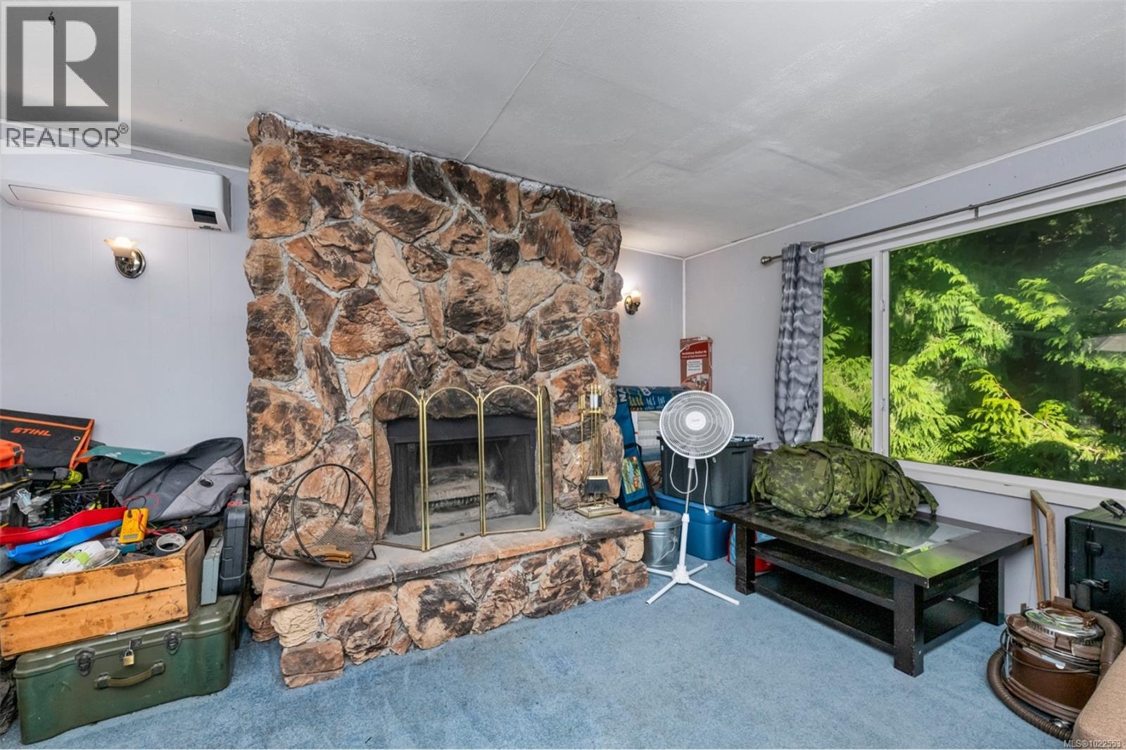 #13 5838 Blythwood Rd - 27