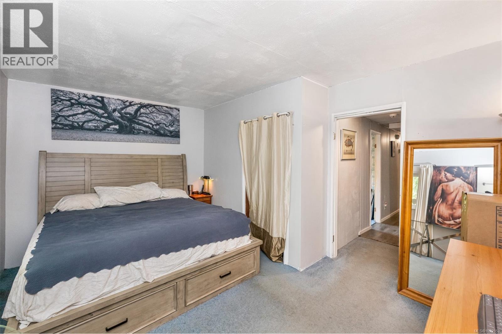 #13 5838 Blythwood Rd - 28
