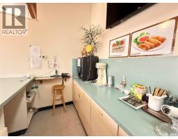 303 1st Avenue E, Gravelbourg, SK S0H1X0 Photo 22