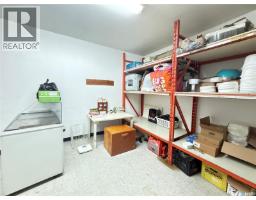 303 1st Avenue E, Gravelbourg, SK S0H1X0 Photo 23