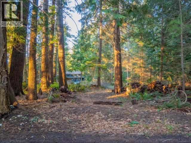 1136 HERCHMER ROAD, Savary Island