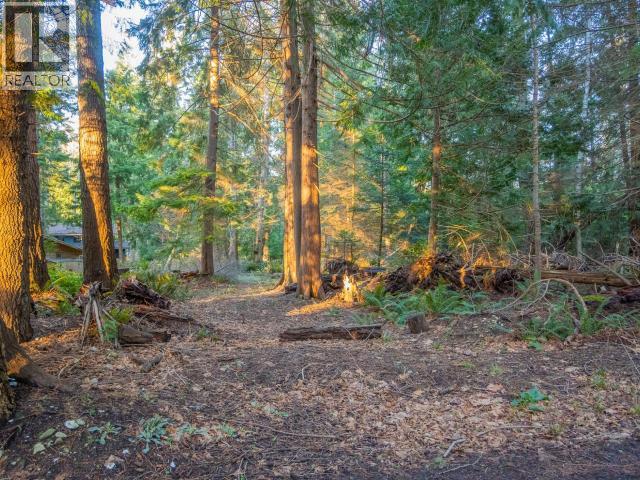 1136 HERCHMER ROAD, Savary Island