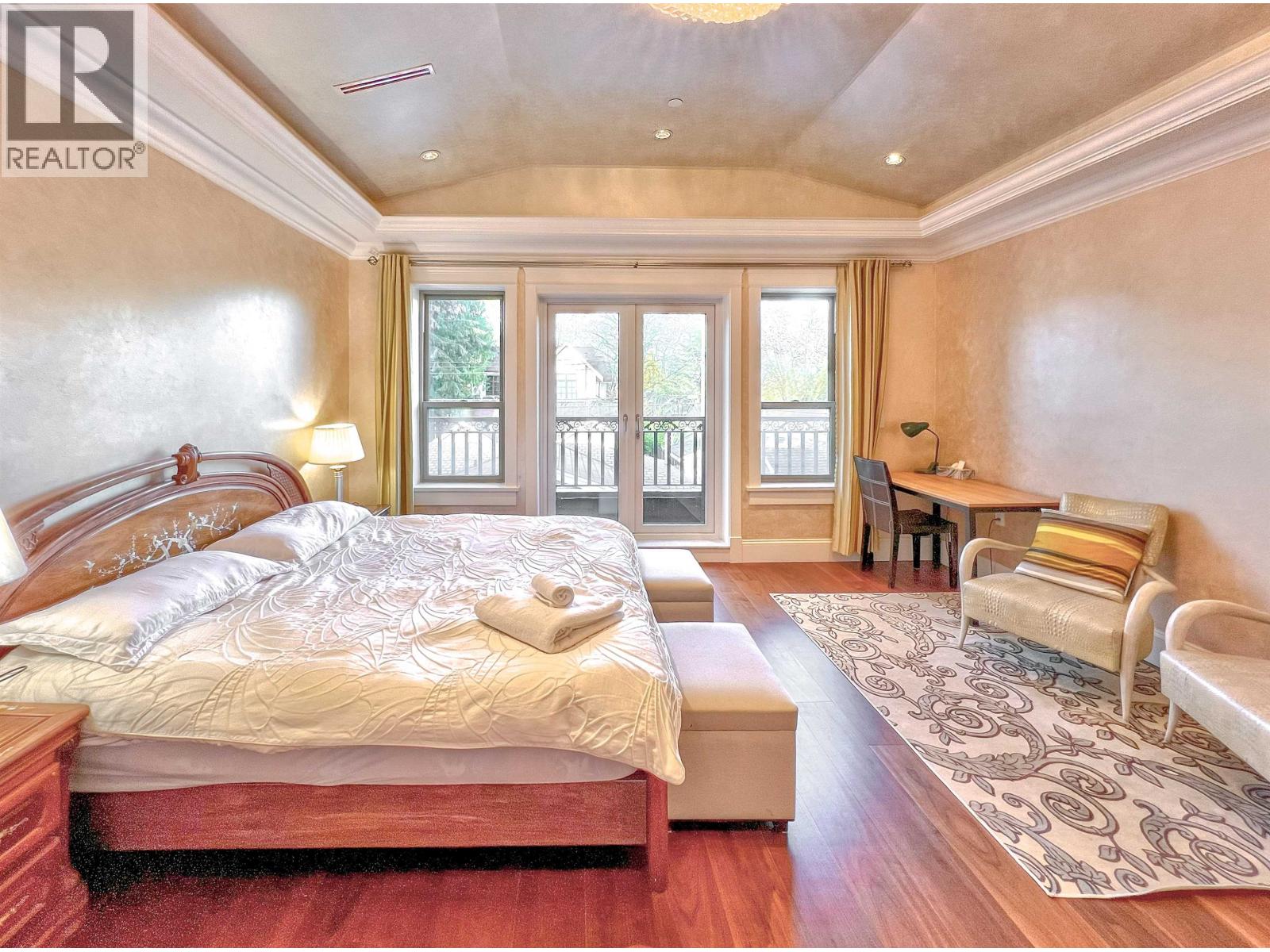 2237 W 37TH AVENUE, Vancouver