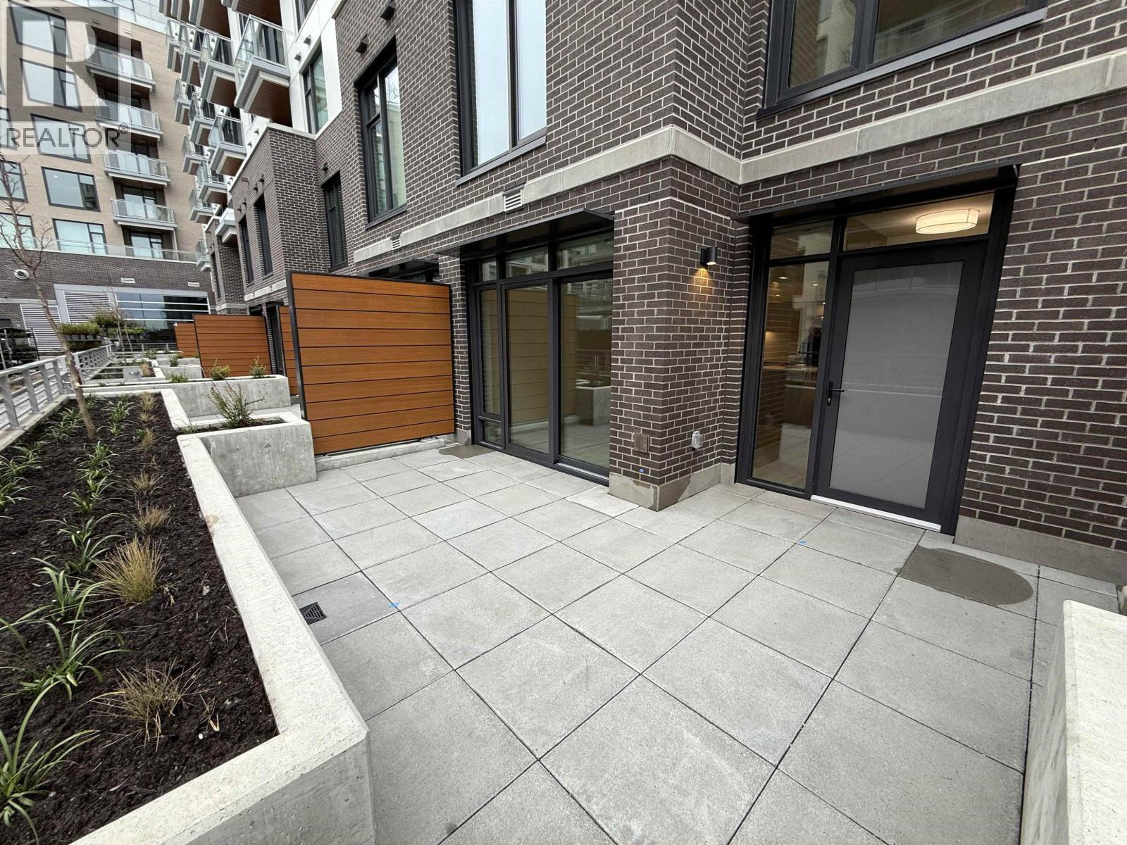 117 755 HARBOURSIDE DRIVE, North Vancouver