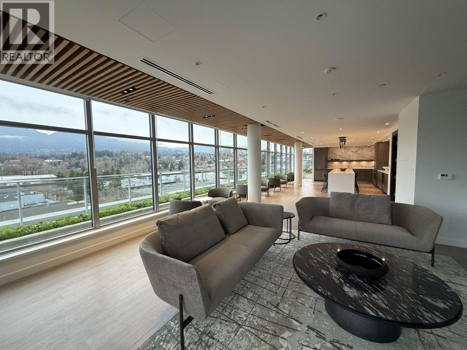 117 755 HARBOURSIDE DRIVE, North Vancouver