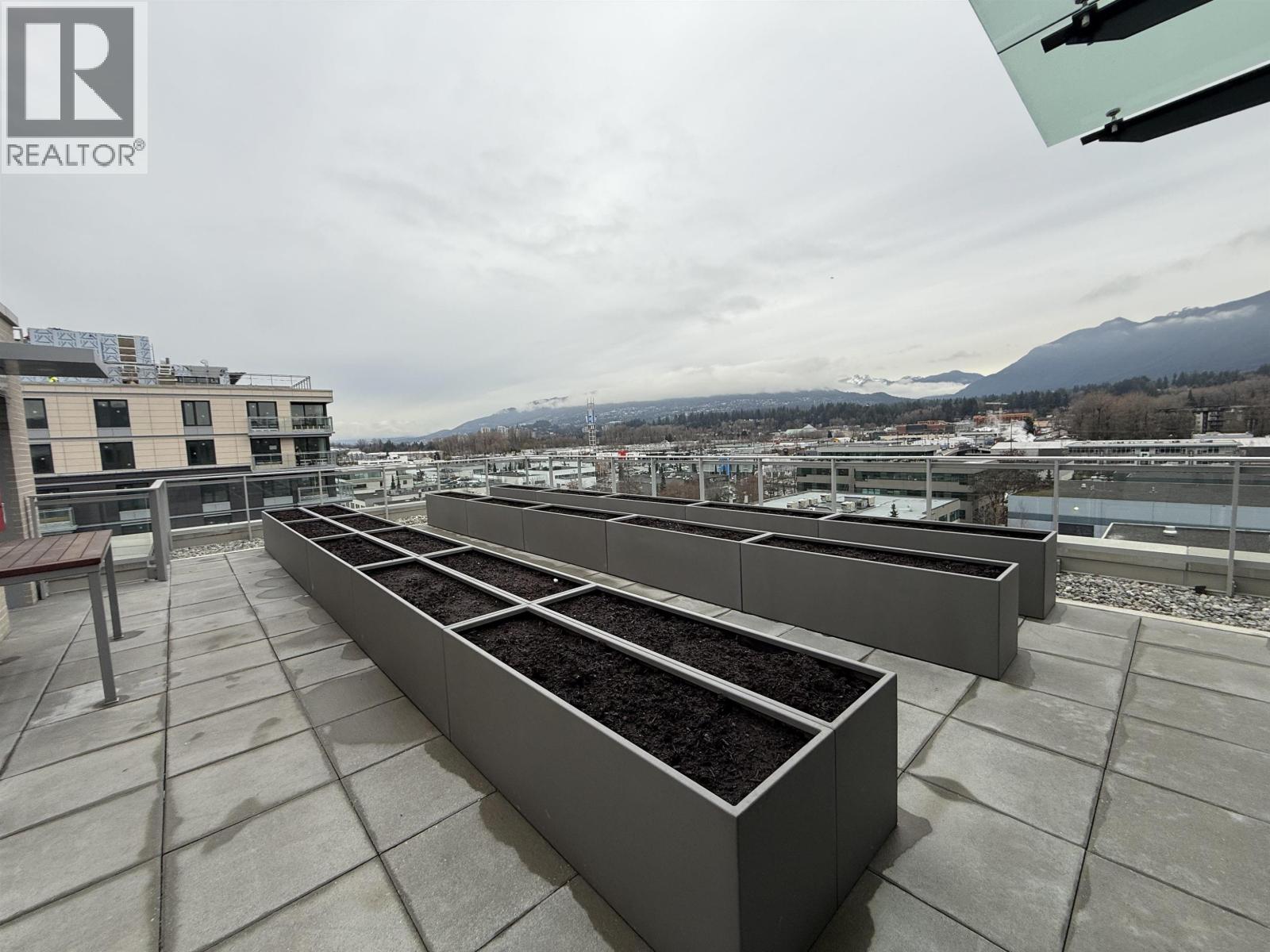 117 755 HARBOURSIDE DRIVE, North Vancouver